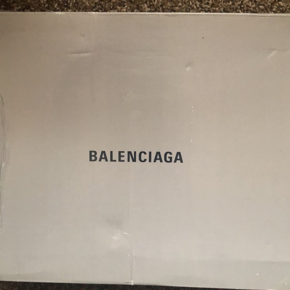 Designer Shoes - Picture 6 of 7